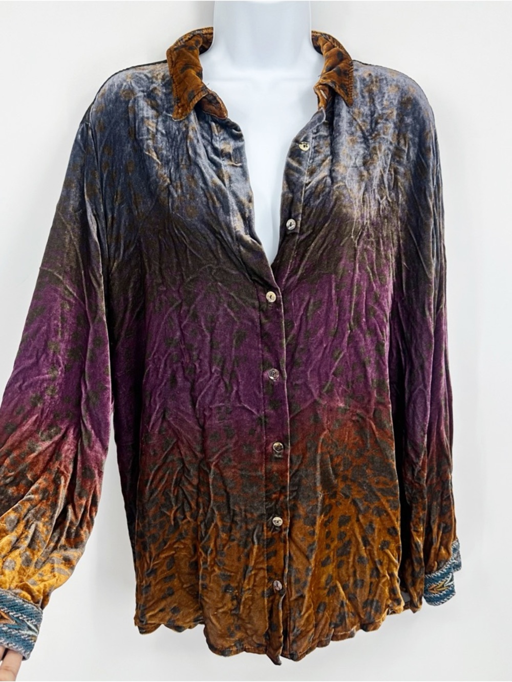 Johnny Was Ombre Cheetah Velvet Oversized Button Up Shirt Size Medium Boho - Picture 11 of 11